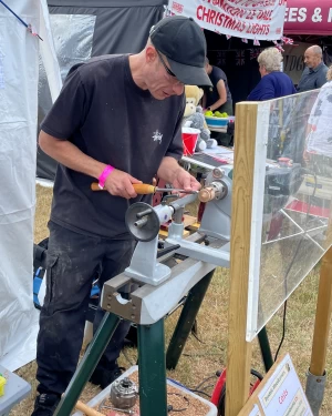 Dan Fearnley demonstrating woodturning