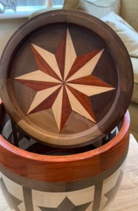 Segmented biscuit barrel